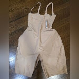 SKIMS PADDED BODY BUTT LIFTING OPEN BUST BODYSUIT XL